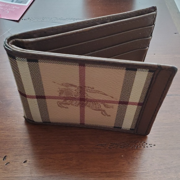 Burberry Men's Bifold Tan Check Wallet - Picture 6 of 7